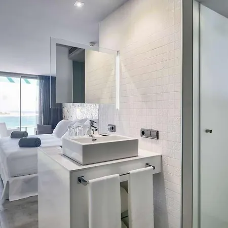 Hotel Barcel Teguise - Adu...